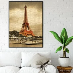 The Eiffel Tower 1000 Piece Jigsaw Puzzle